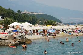 paralia-lewforeio1